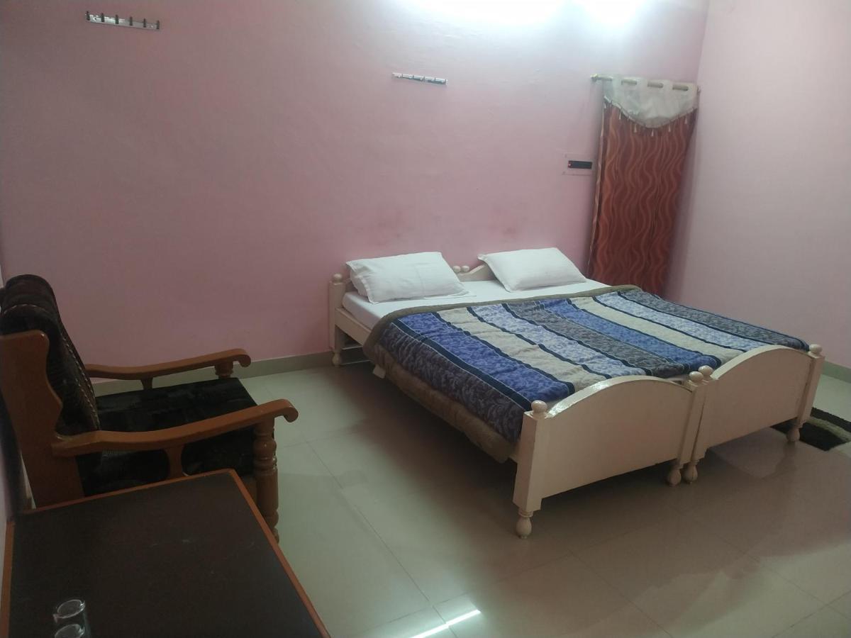 Hotel Shri Mahant Orchha 5 Mint Walking From Ram Raja Temple Exteriör bild