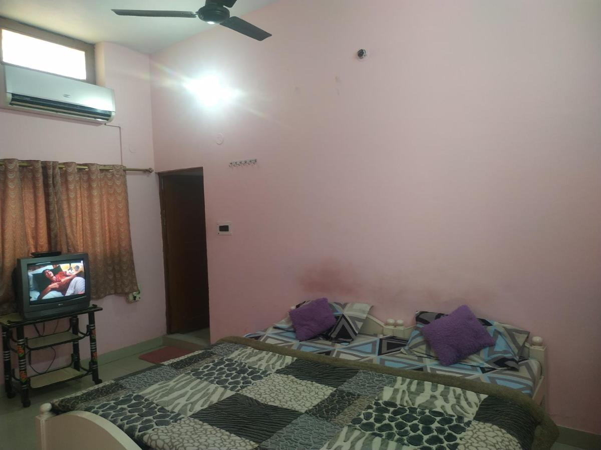 Hotel Shri Mahant Orchha 5 Mint Walking From Ram Raja Temple Exteriör bild