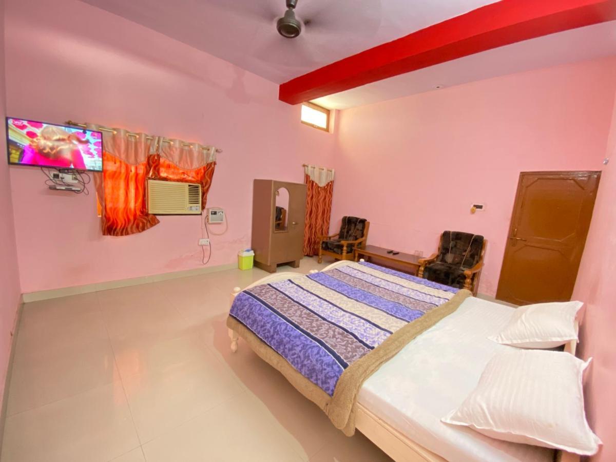 Hotel Shri Mahant Orchha 5 Mint Walking From Ram Raja Temple Exteriör bild