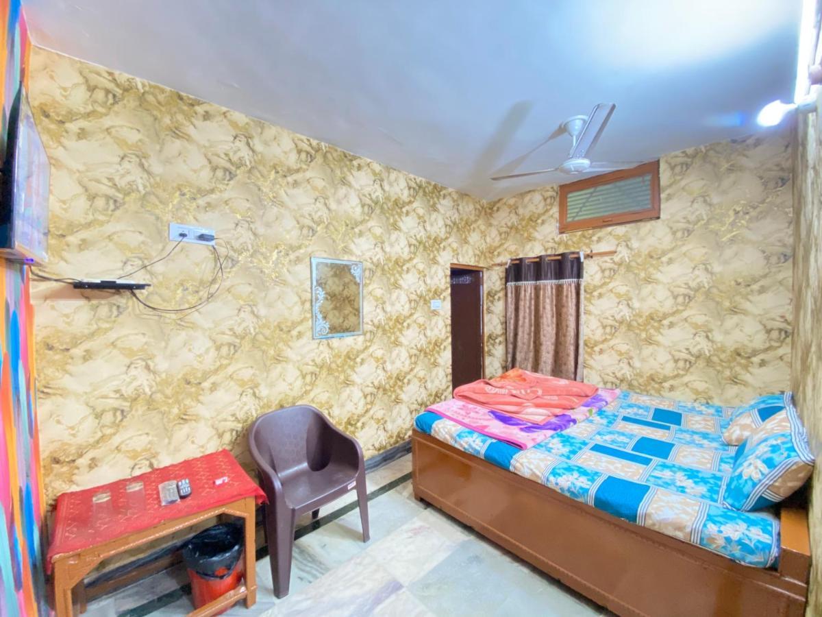 Hotel Shri Mahant Orchha 5 Mint Walking From Ram Raja Temple Exteriör bild