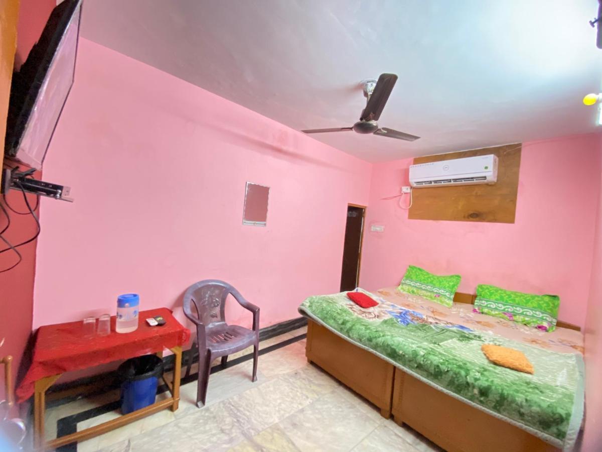 Hotel Shri Mahant Orchha 5 Mint Walking From Ram Raja Temple Exteriör bild