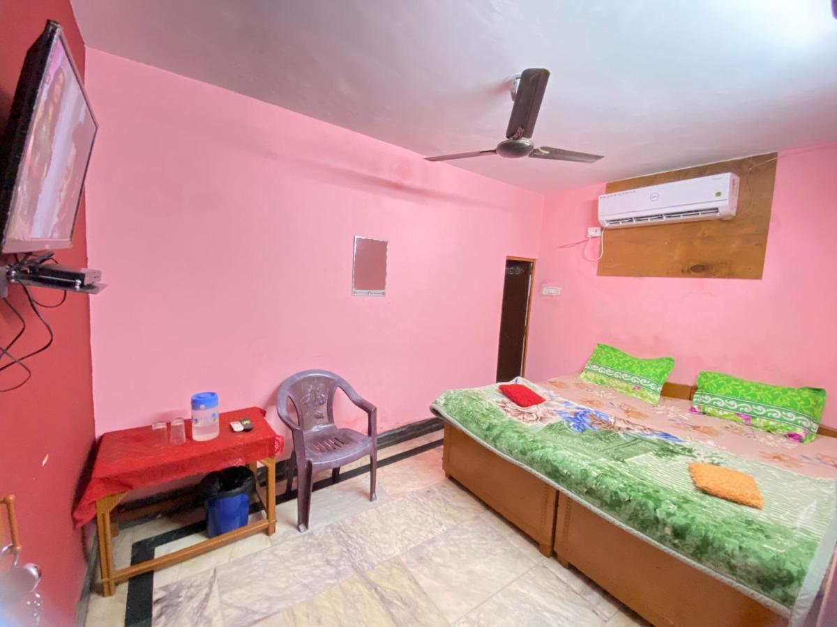 Hotel Shri Mahant Orchha 5 Mint Walking From Ram Raja Temple Exteriör bild