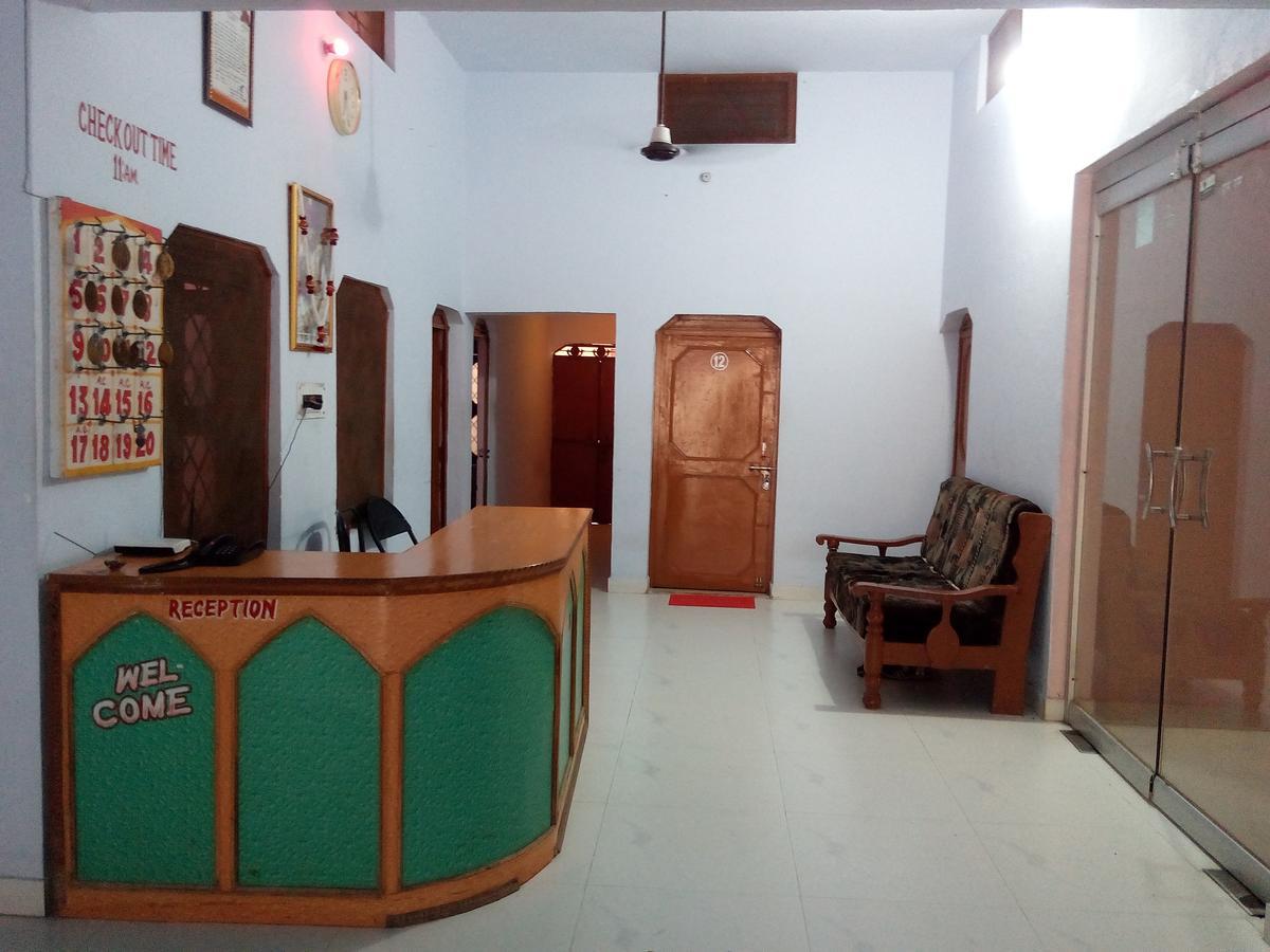 Hotel Shri Mahant Orchha 5 Mint Walking From Ram Raja Temple Exteriör bild