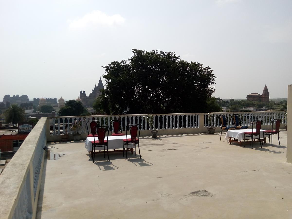 Hotel Shri Mahant Orchha 5 Mint Walking From Ram Raja Temple Exteriör bild