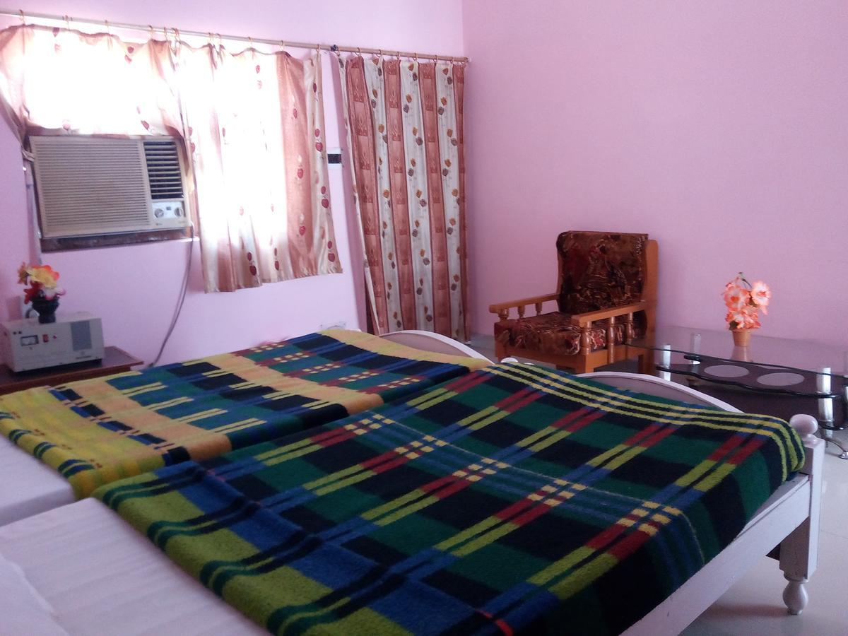 Hotel Shri Mahant Orchha 5 Mint Walking From Ram Raja Temple Exteriör bild