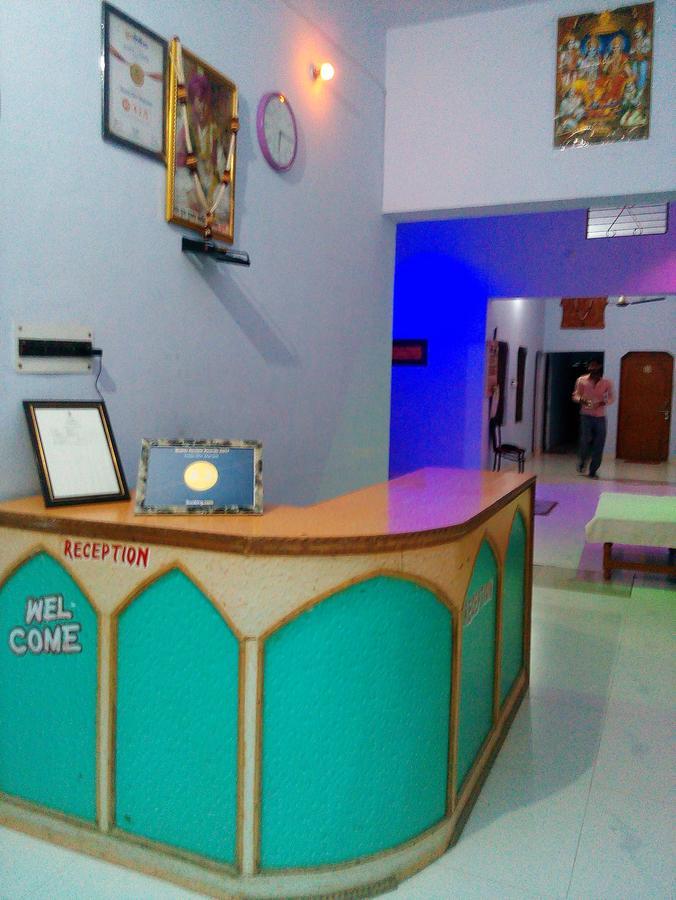 Hotel Shri Mahant Orchha 5 Mint Walking From Ram Raja Temple Exteriör bild