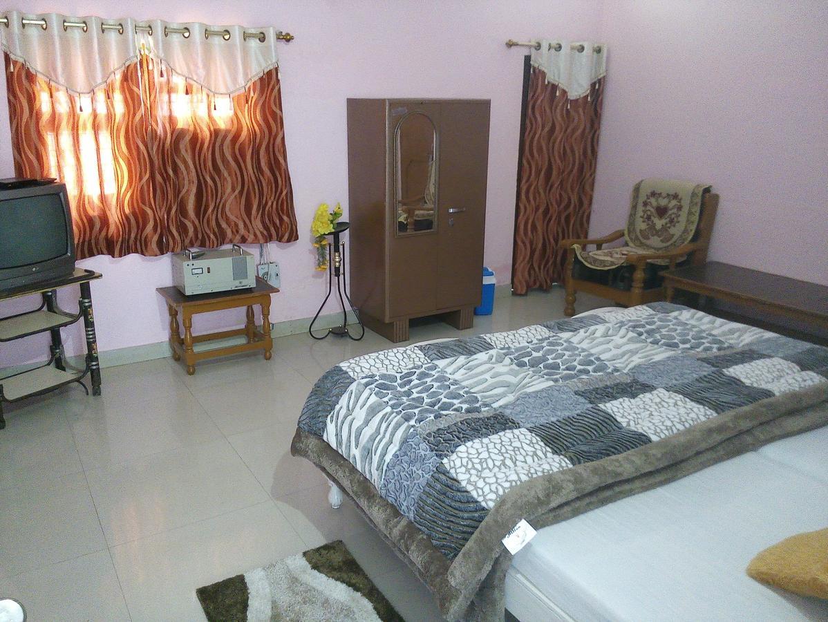 Hotel Shri Mahant Orchha 5 Mint Walking From Ram Raja Temple Exteriör bild